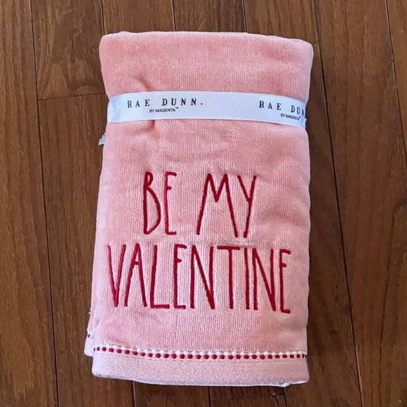 New Rae Dunn by Magenta Pink Be My Valentine Hand Towel Set - Picture 6 of 10